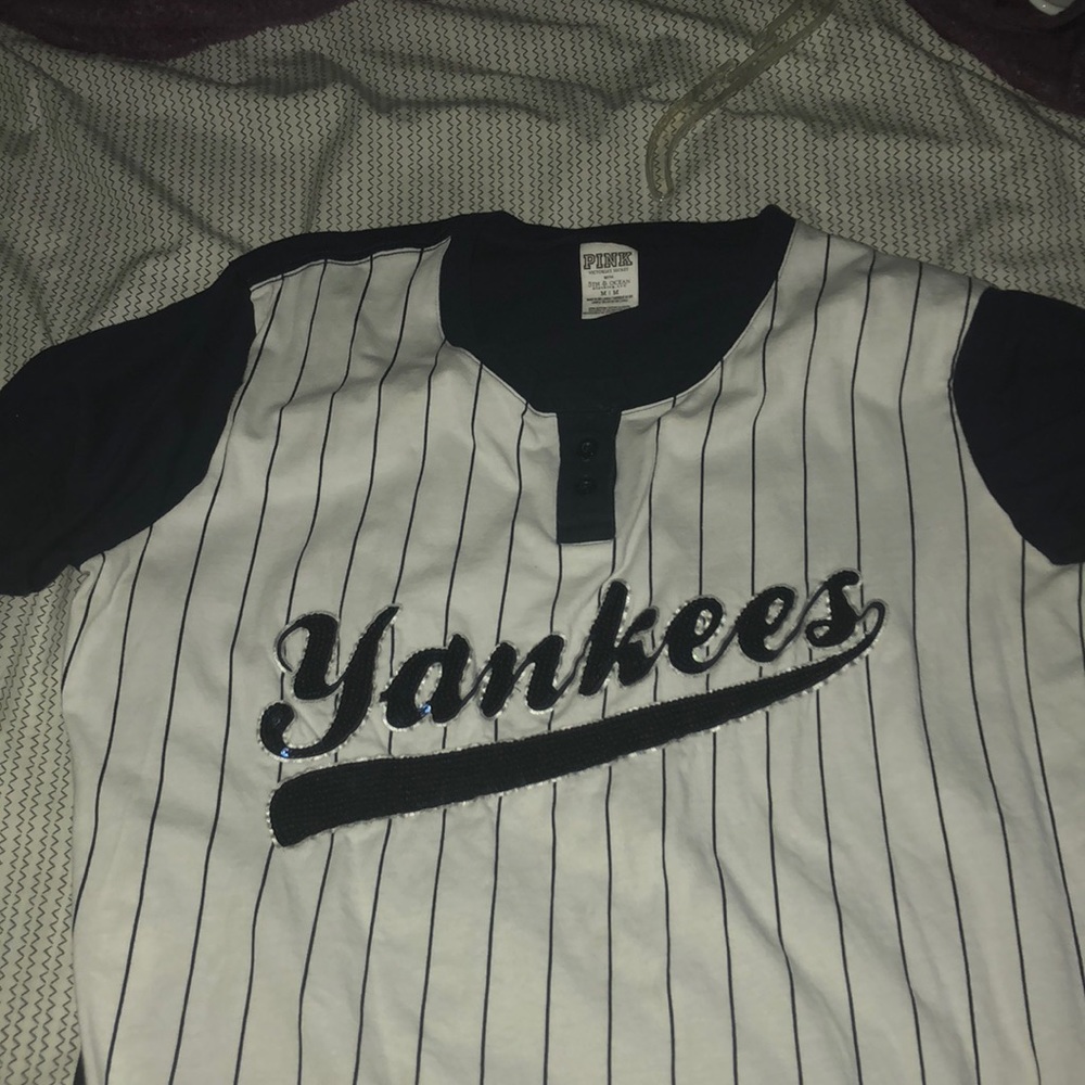 Victoria’s Secret Pink Yankees shirt